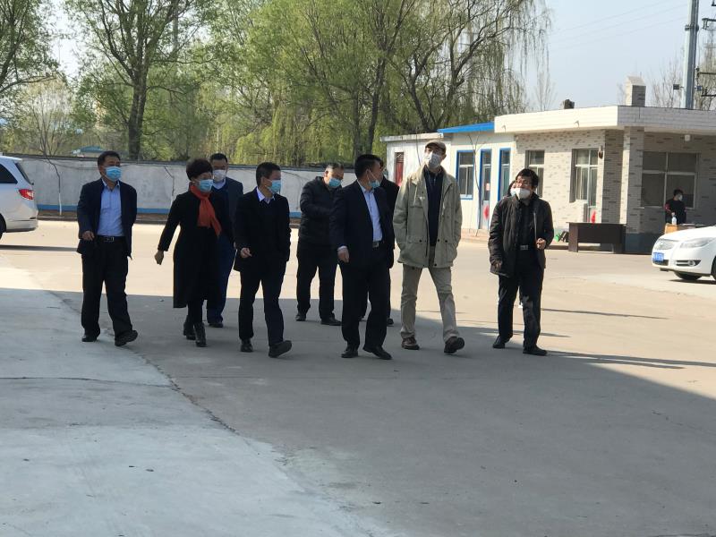 省自動(dòng)化學(xué)會(huì)、省工程師協(xié)會(huì)專家到安丘博陽(yáng)機(jī)械進(jìn)行調(diào)研