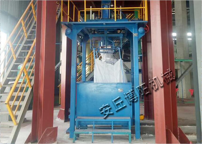 水泥噸袋包裝機在博覽會上大放光彩！