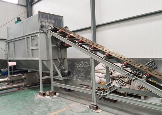 選購(gòu)PP粉自動(dòng)破袋機(jī)，它的規(guī)格你了解了嗎