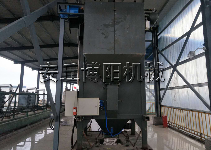 除塵灰噸袋拆包機的具體優(yōu)勢主要有哪些？