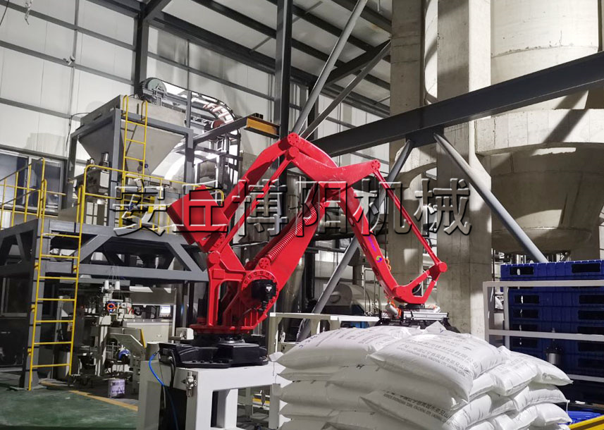 安丘博陽(yáng)機(jī)械飼料原料自動(dòng)碼垛機(jī)有哪些特點(diǎn)？