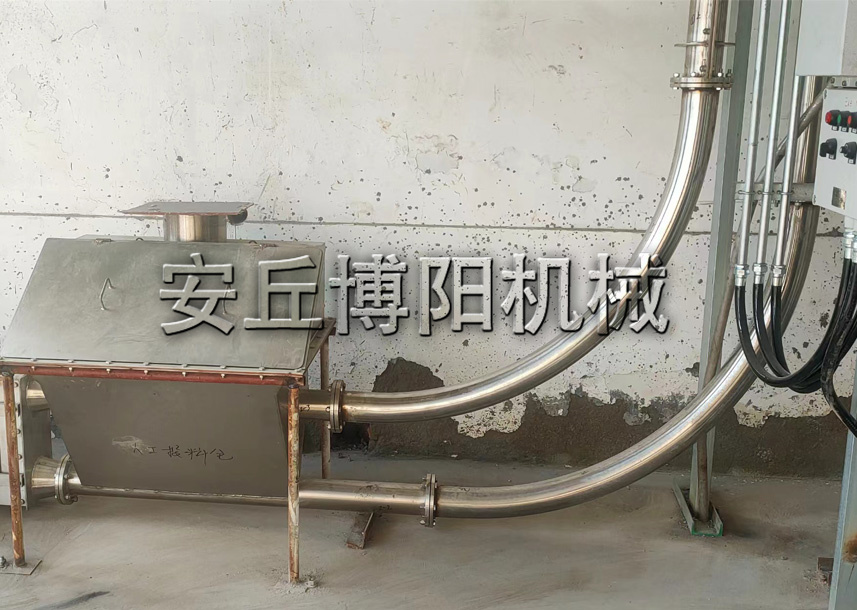 純堿管鏈?zhǔn)捷斔蜋C(jī)能實(shí)現(xiàn)各種物料的封閉連續(xù)輸送嗎？