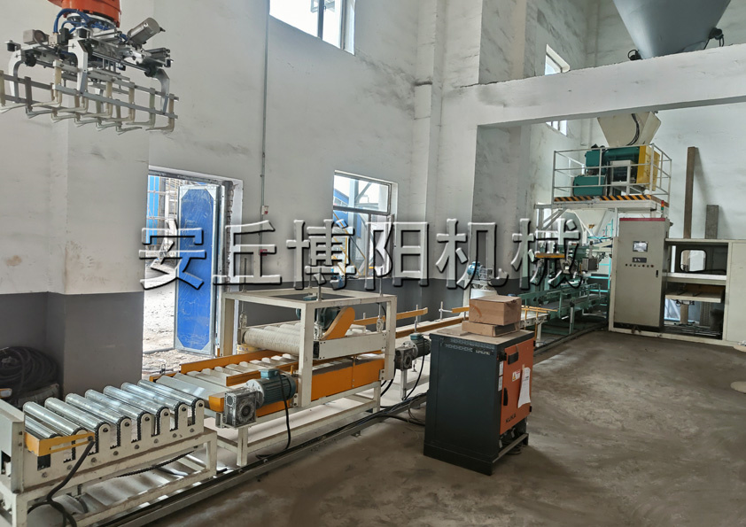 碳酸氫銨全自動(dòng)包裝機(jī)有什么性能特點(diǎn)呢？